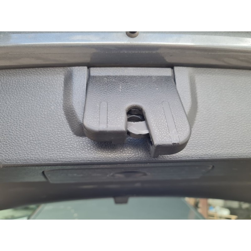 CERRADURA MALETERO / PORTON 