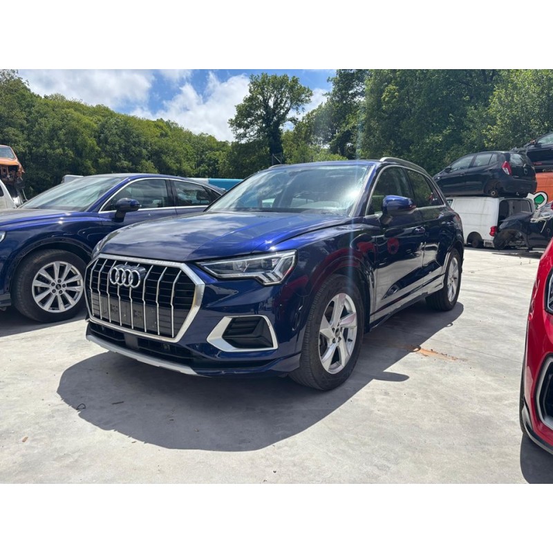 AUDI Q3 (F3B)