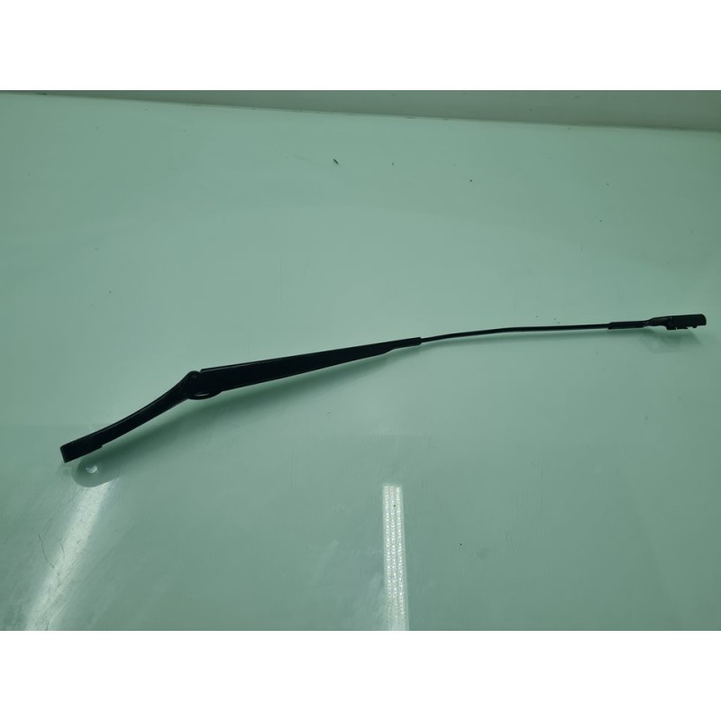 BRAZO LIMPIA DELANTERO DERECHO 5NB955410 