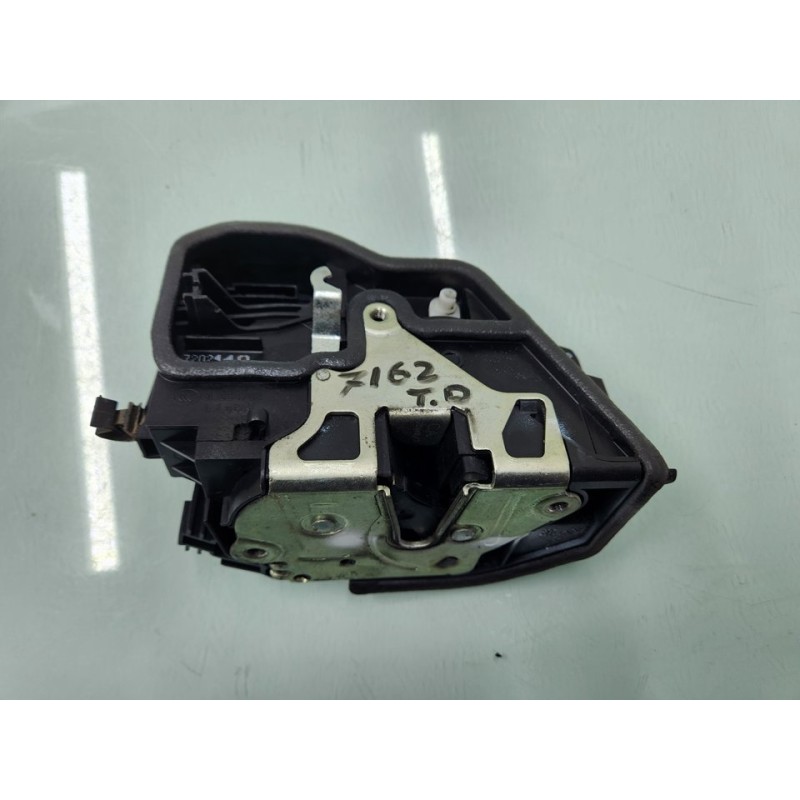 CERRADURA PUERTA TRASERA DERECHA 7202148 