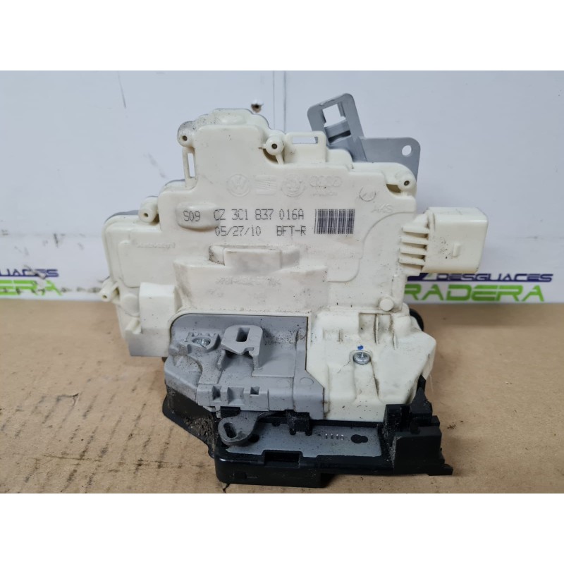 CERRADURA PUERTA DELANTERA DERECHA 3C1837016A 