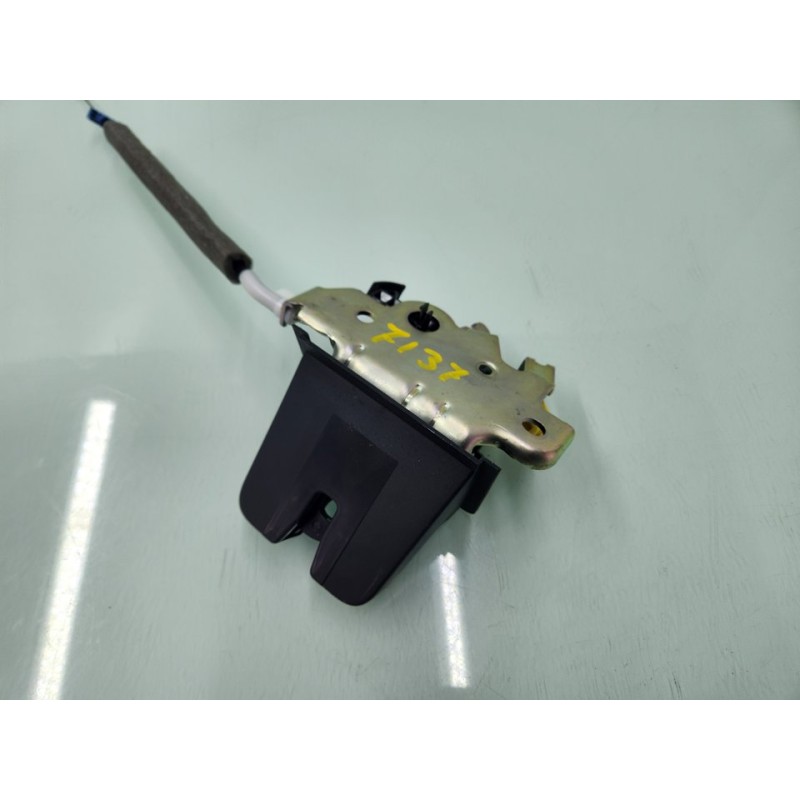 CERRADURA MALETERO / PORTON 5E3827506 