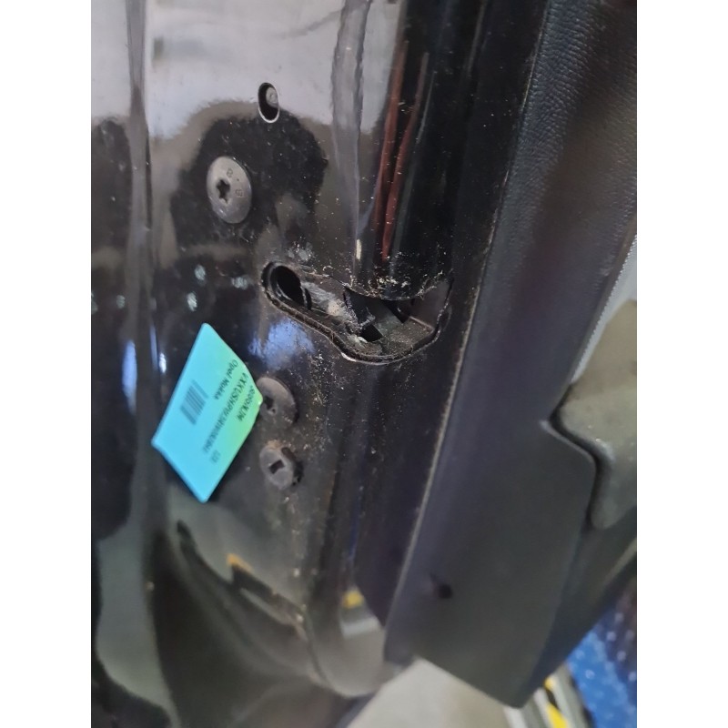 CERRADURA PUERTA DELANTERA IZQUIERDA 9844442380 