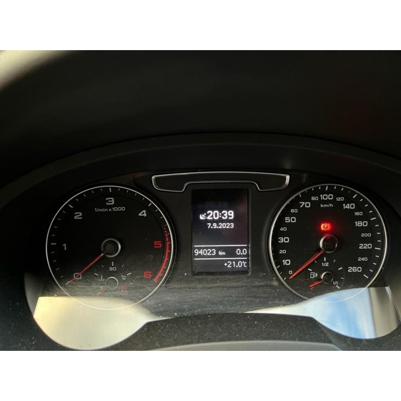 audi q3 (8ug) del año 2015