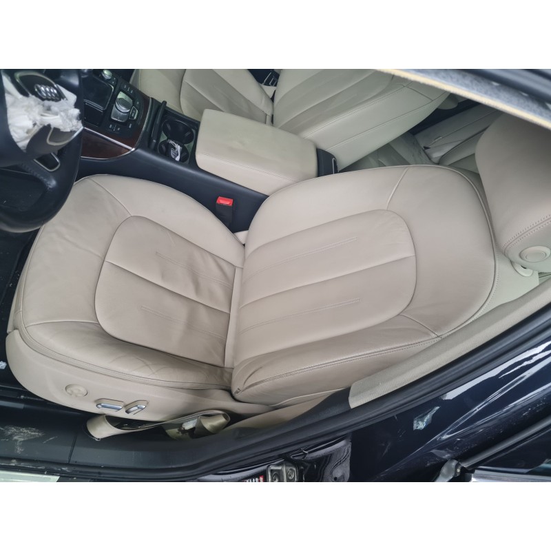 ASIENTO DELANTERO IZQUIERDO 