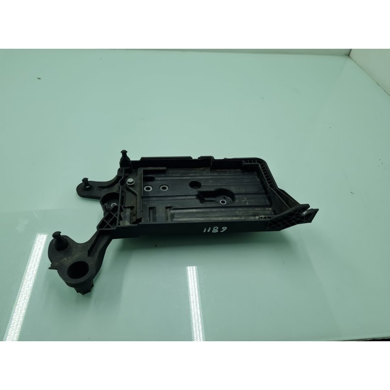 SOPORTE BATERIA 5Q0915321H 