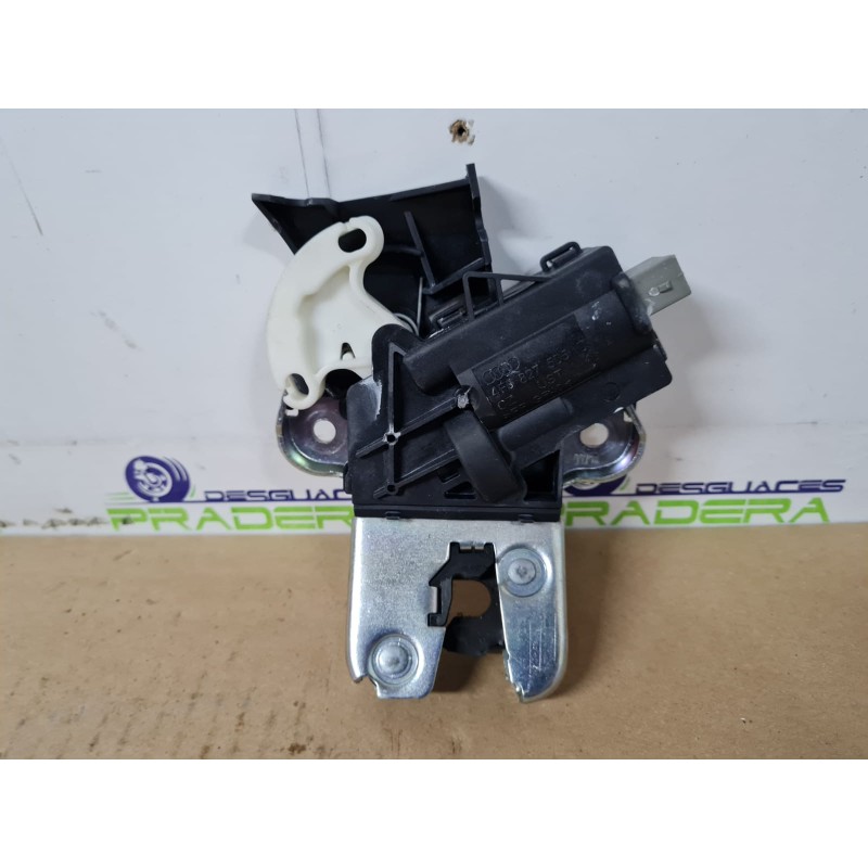 CERRADURA MALETERO / PORTON AF5827505D 