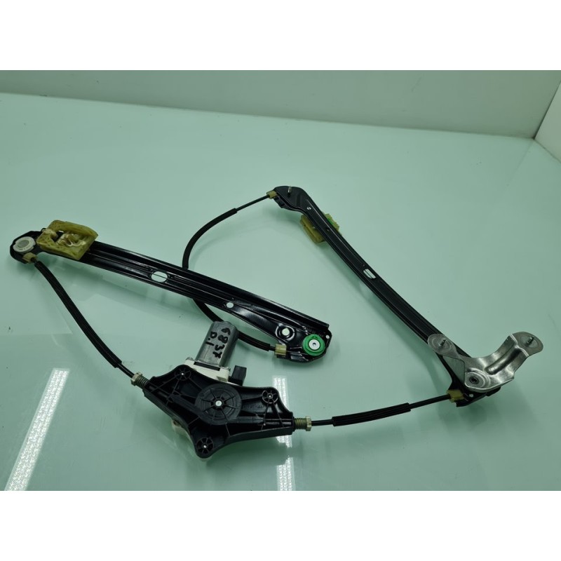ELEVALUNAS DELANTERO IZQUIERDO 5G4837461H 