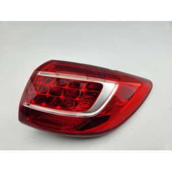 PILOTO TRASERO DERECHO 924023W0 