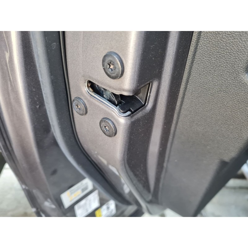 CERRADURA PUERTA DELANTERA IZQUIERDA 