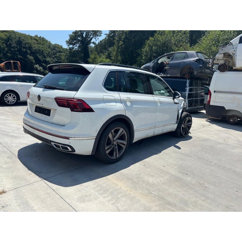 VOLKSWAGEN TIGUAN (AX1)