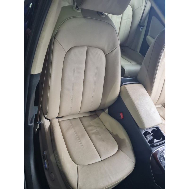 ASIENTO DELANTERO DERECHO 