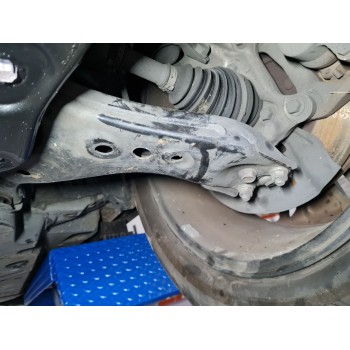 BRAZO SUSPENSION INFERIOR DELANTERO IZQUIERDO 4806942070 