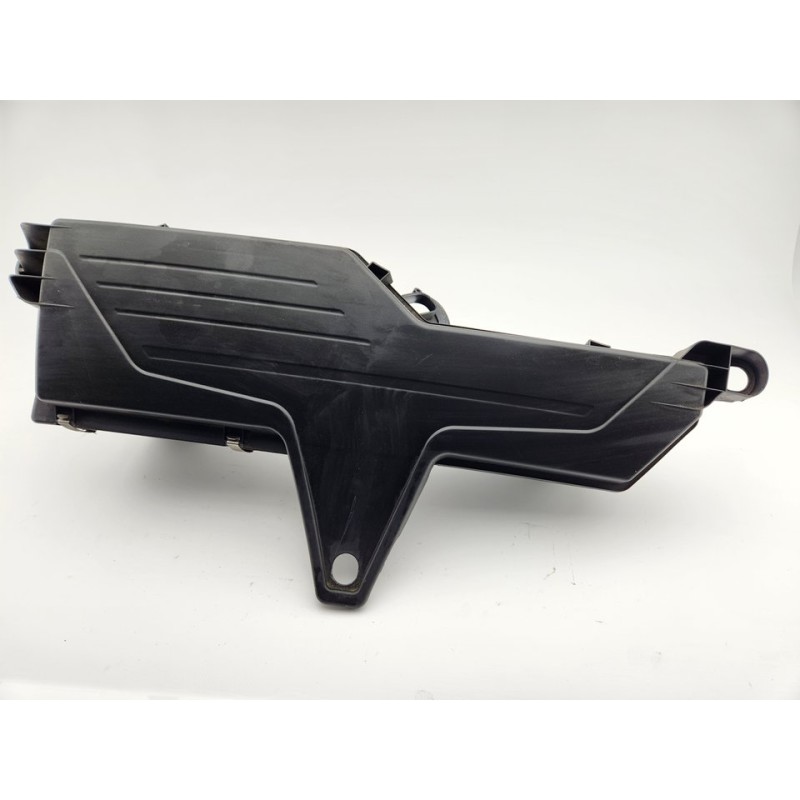CAJA FILTRO AIRE 13718511655 