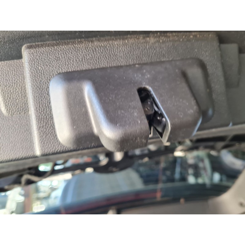 CERRADURA MALETERO / PORTON 