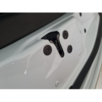 CERRADURA PUERTA DELANTERA IZQUIERDA 