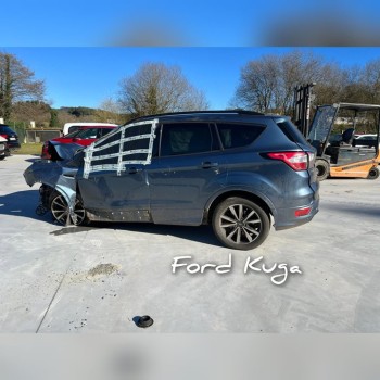 FORD KUGA (CBS)