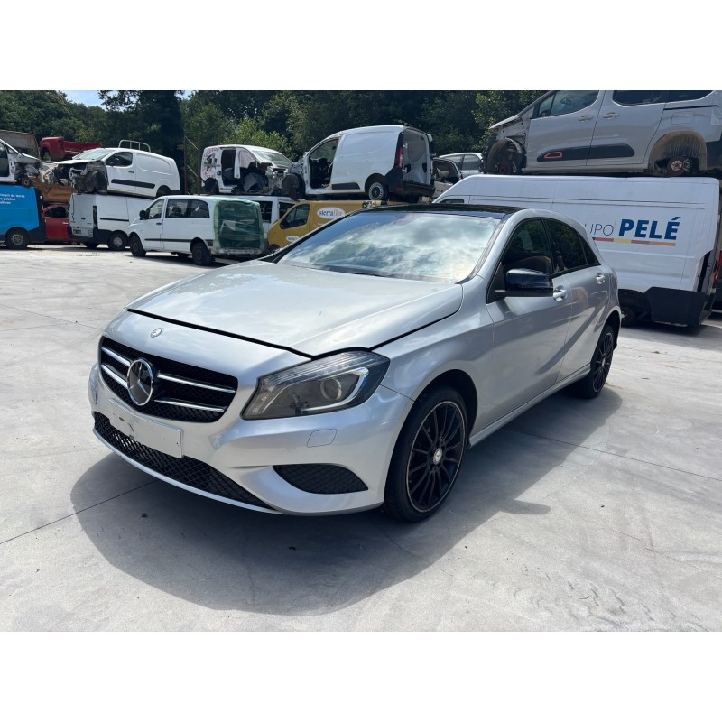 MERCEDES-BENZ CLASE A (W176)