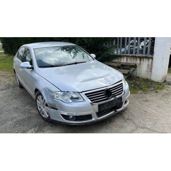 VOLKSWAGEN PASSAT BERLINA (3C2)