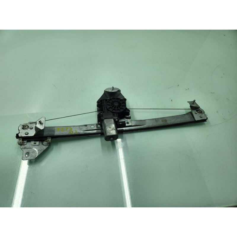 ELEVALUNAS DELANTERO IZQUIERDO 807213915R 