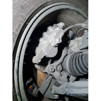 PINZA DE FRENO DELANTERA DERECHA 4773048200 