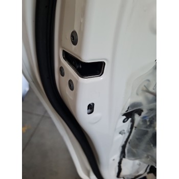 CERRADURA PUERTA TRASERA IZQUIERDA 69060K0040 