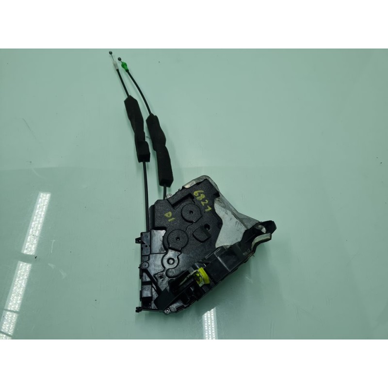 CERRADURA PUERTA DELANTERA IZQUIERDA 