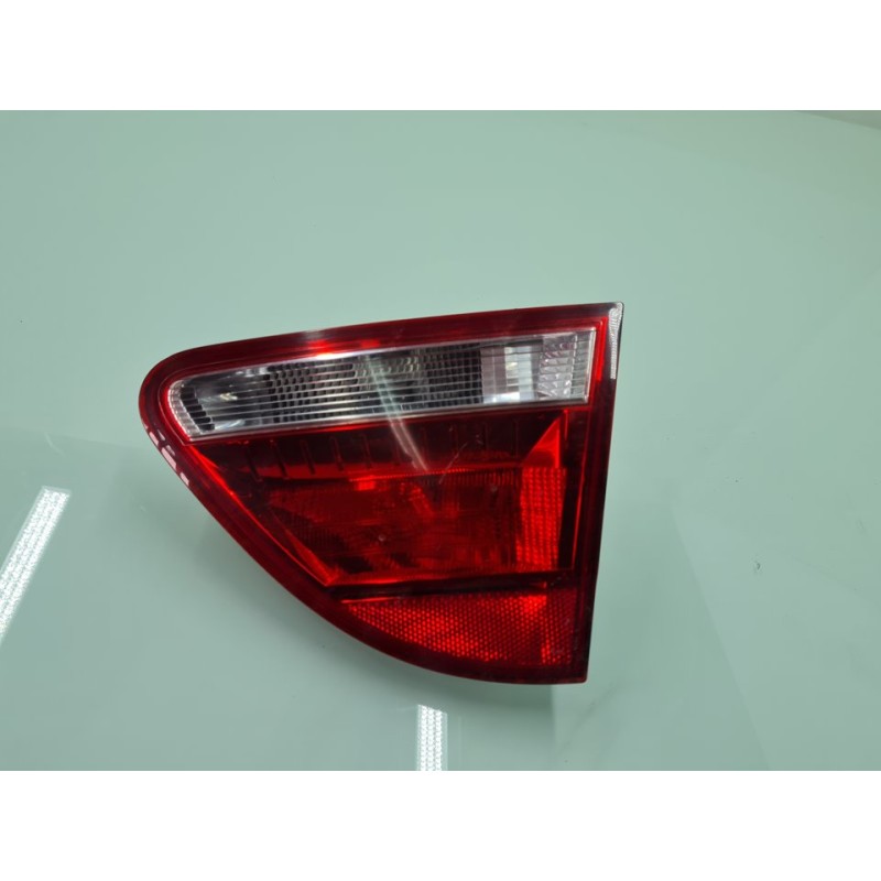 PILOTO TRASERO DERECHO INTERIOR 3R5945094B 