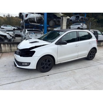 VOLKSWAGEN POLO (6R1)