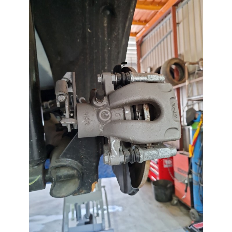 PINZA DE FRENO TRASERA DERECHA 10262147 