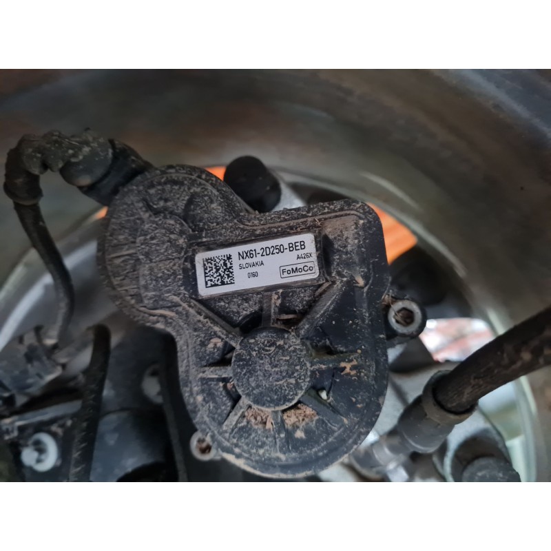 PINZA DE FRENO TRASERA DERECHA NX612D250BEB 