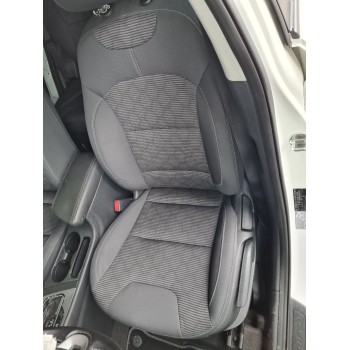 ASIENTO DELANTERO IZQUIERDO 
