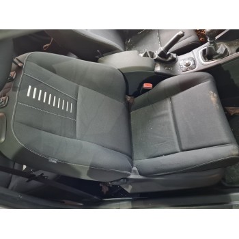 ASIENTO DELANTERO DERECHO 