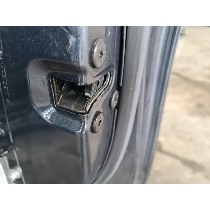 CERRADURA PUERTA DELANTERA DERECHA 