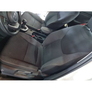 ASIENTO DELANTERO IZQUIERDO 