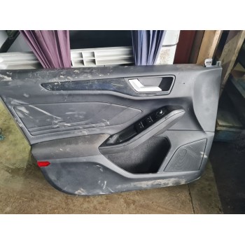 GUARNECIDO PUERTA DELANTERA IZQUIERDA JX7BA23943 