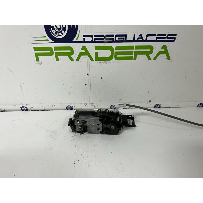 CERRADURA PUERTA TRASERA DERECHA 