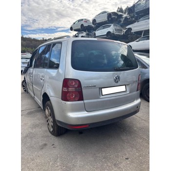 VOLKSWAGEN TOURAN (1T2)