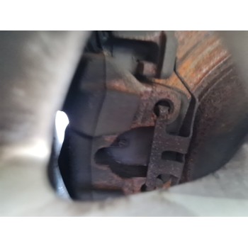 PINZA DE FRENO DELANTERA DERECHA 