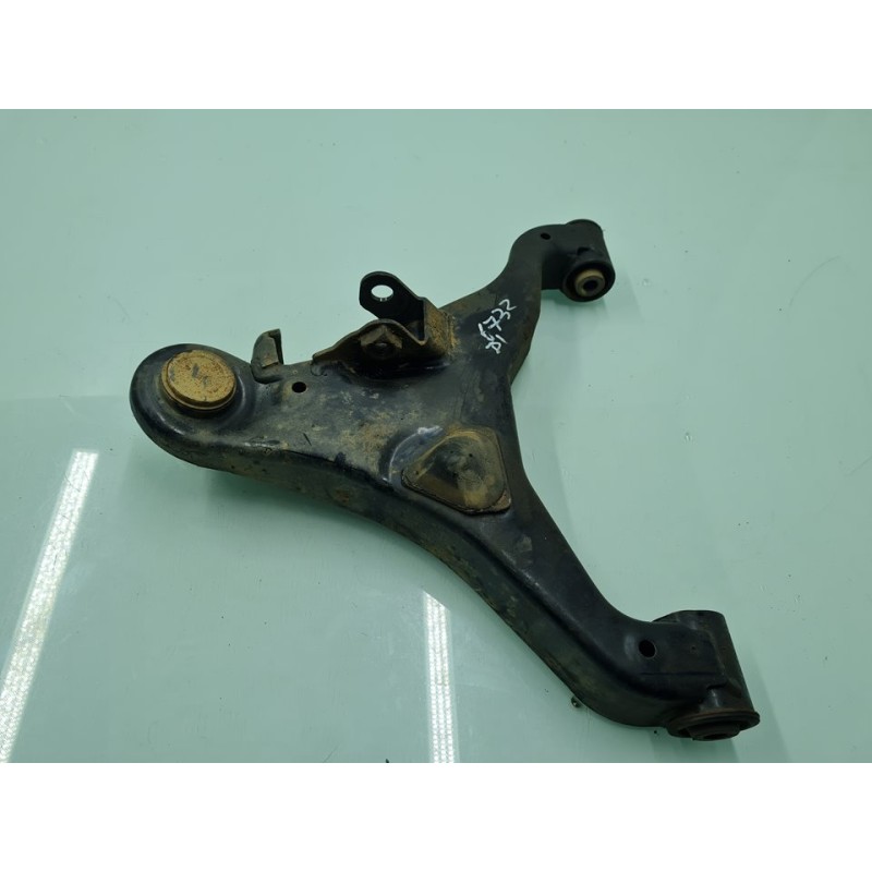 BRAZO SUSPENSION INFERIOR DELANTERO IZQUIERDO 