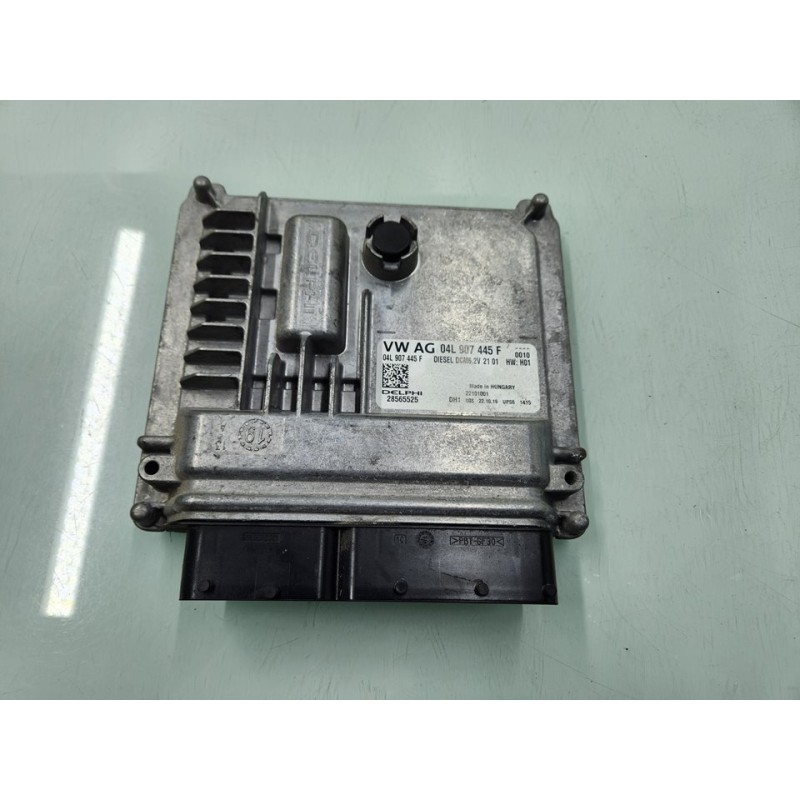 CENTRALITA MOTOR UCE 04L907445F 