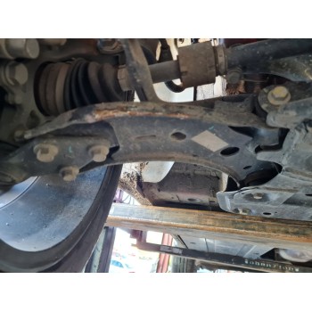 BRAZO SUSPENSION INFERIOR DELANTERO DERECHO 