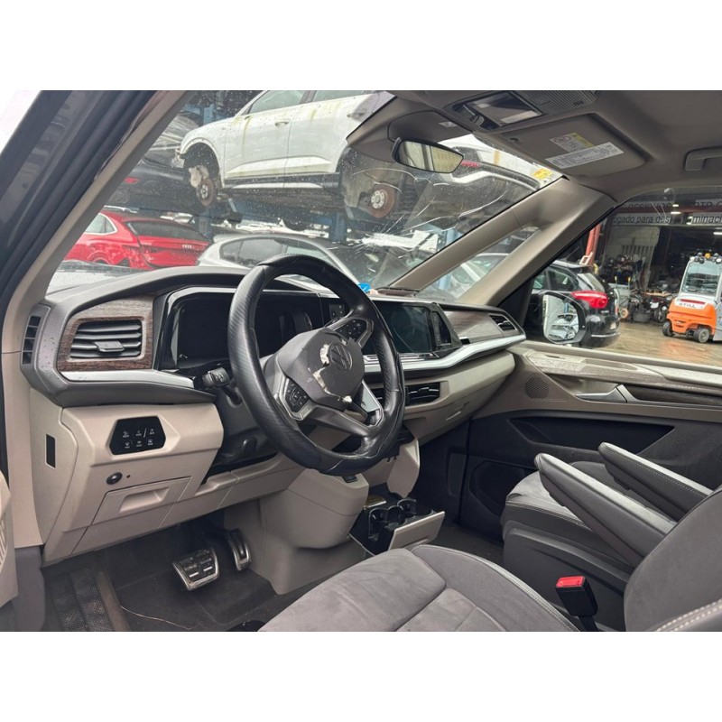 volkswagen t7 transporter multivan (st) del año 2022