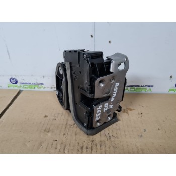 CERRADURA PUERTA TRASERA IZQUIERDA 13598364 