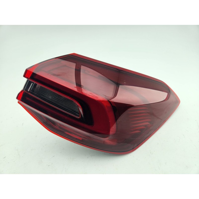 PILOTO TRASERO DERECHO NX7B13404DE 