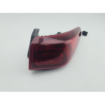 PILOTO TRASERO DERECHO 92402J9500 