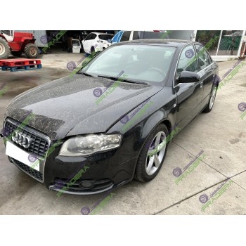 AUDI A4 BERLINA (8E)