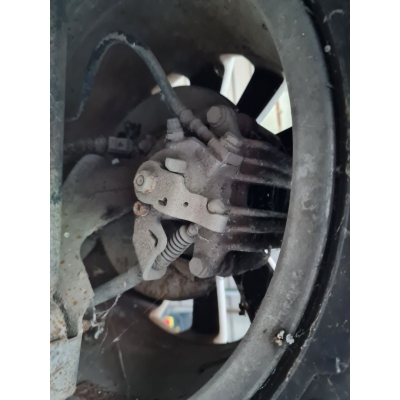 PINZA DE FRENO TRASERA DERECHA 6R0615424 