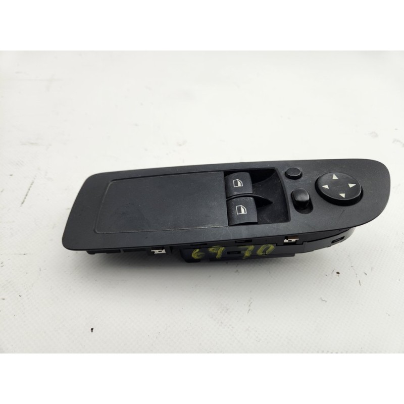 MANDO ELEVALUNAS DELANTERO IZQUIERDO 9167156 
