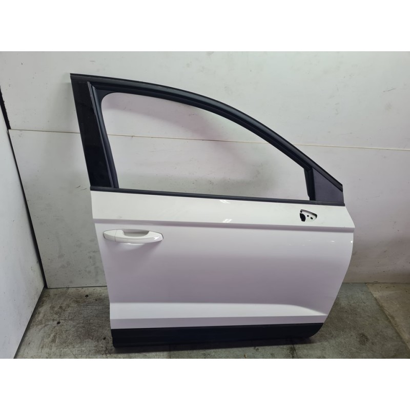 PUERTA DELANTERA DERECHA 